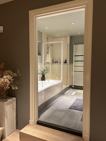 Medium property photo - Valkenburglaan 1, 6861 AH Oosterbeek